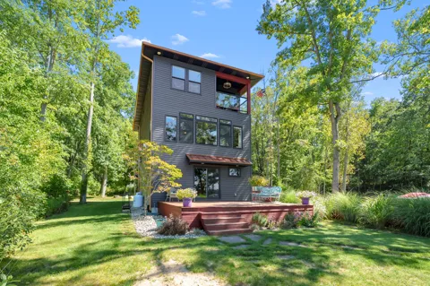 6840 Flower Drive