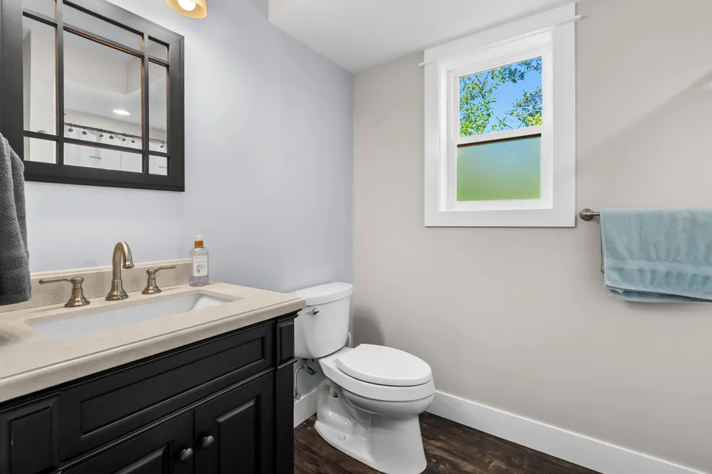 6840 Flower Drive Hope Township, MI 49046