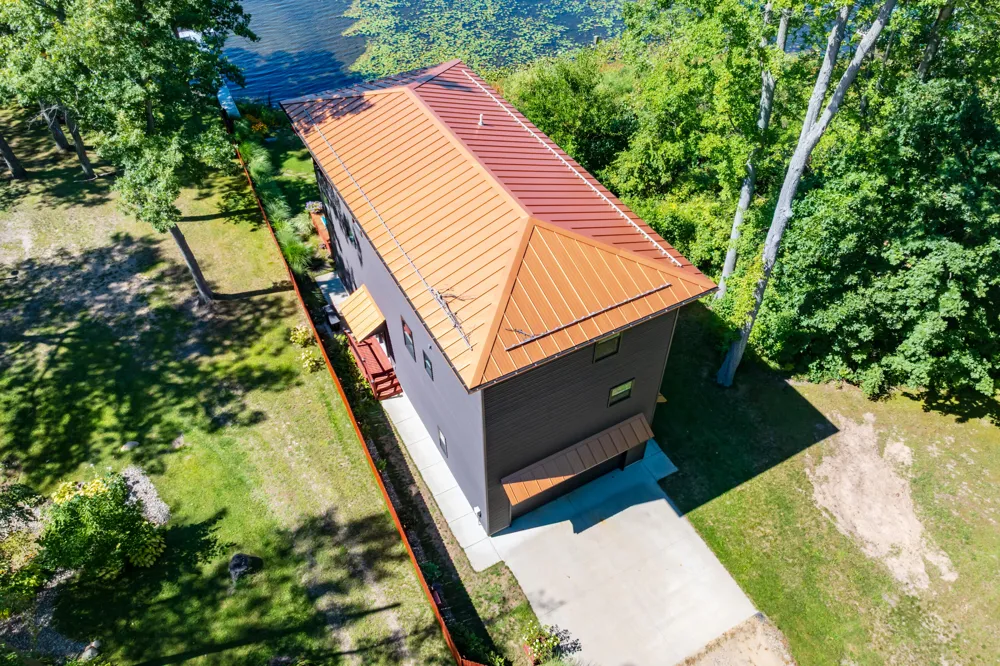 6840 Flower Drive Hope Township, MI 49046