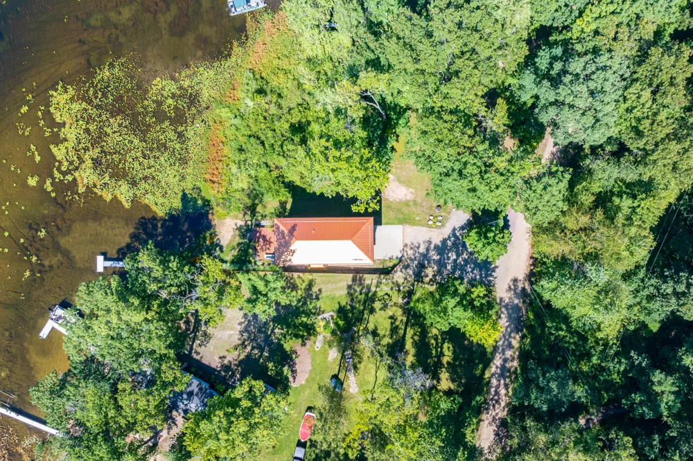 6840 Flower Drive Hope Township, MI 49046