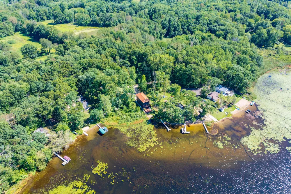6840 Flower Drive Hope Township, MI 49046