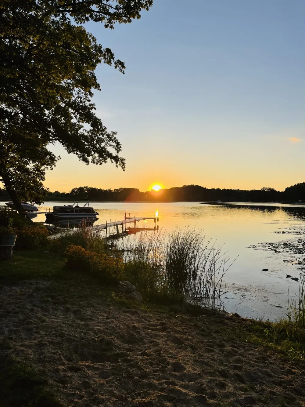 6840 Flower Drive Hope Township, MI 49046