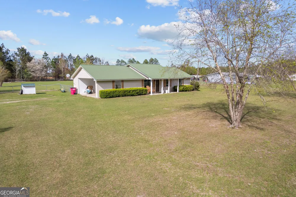 4314 Old Hoboken RD Blackshear, GA 31516