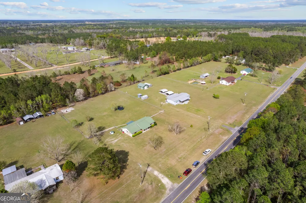 4314 Old Hoboken RD Blackshear, GA 31516