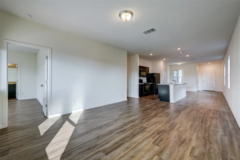 210 Seneca Loop Kyle, TX 78640