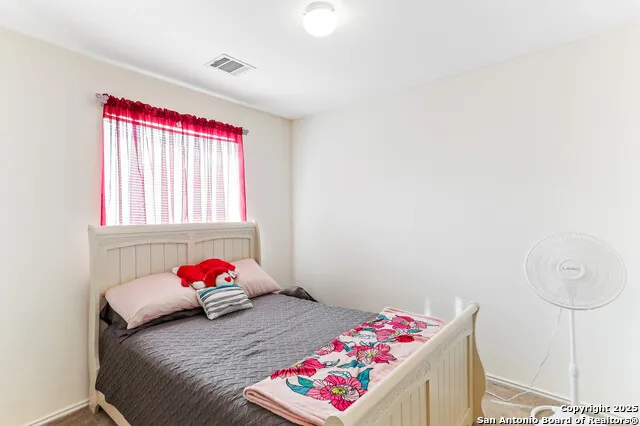 365 Leonardo Kyle, TX 78640