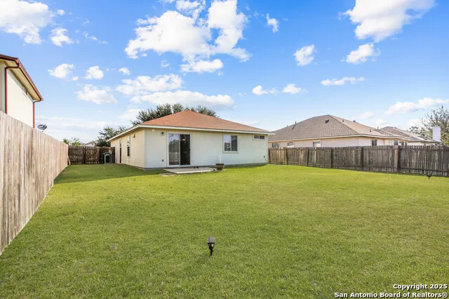 365 Leonardo Kyle, TX 78640