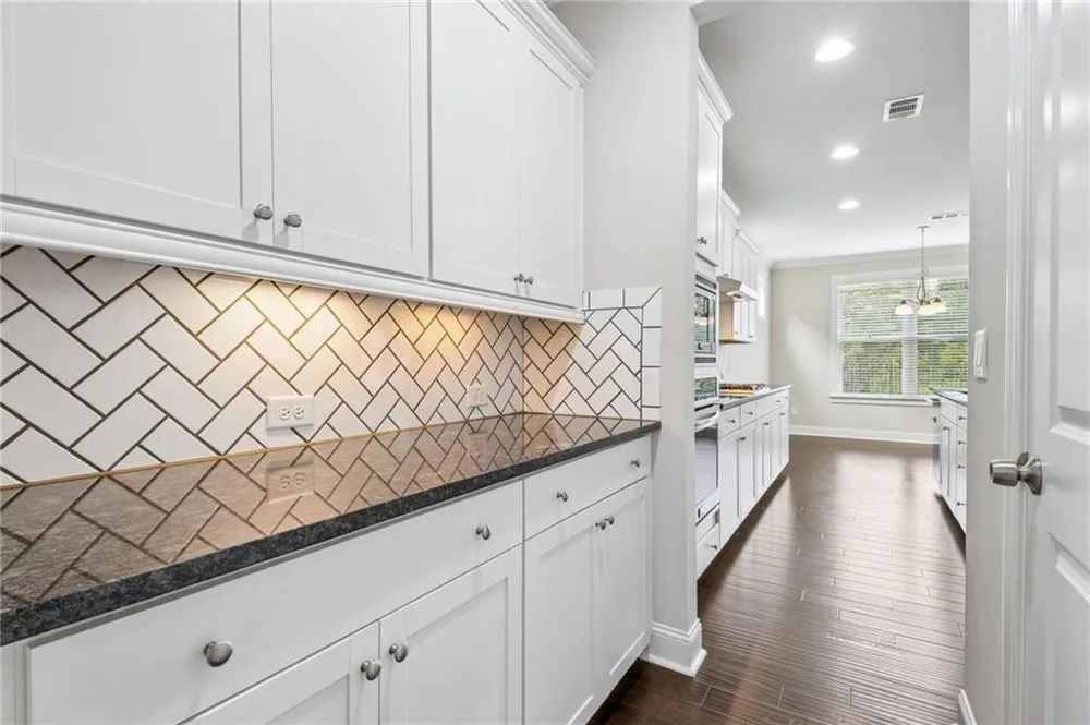 7110 Sailaway Drive Flowery Branch, GA 30542