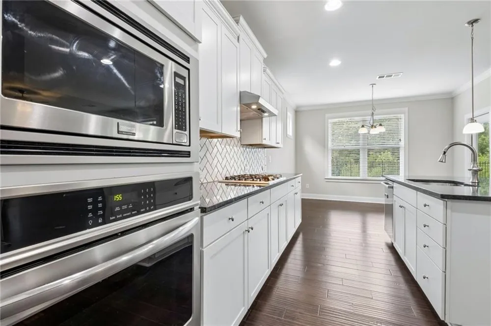 7110 Sailaway Drive Flowery Branch, GA 30542