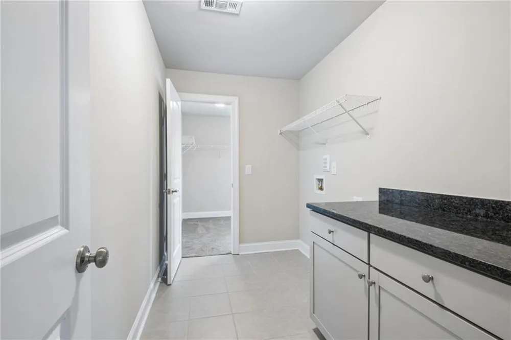 7110 Sailaway Drive Flowery Branch, GA 30542