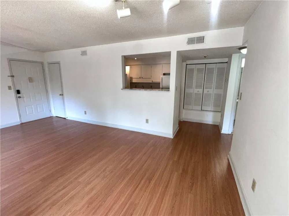 1407 Wingate Way Sandy Springs, GA 30350