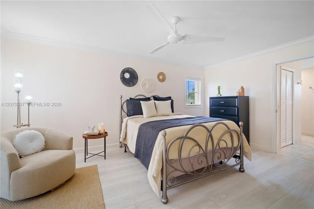 2236 Queens Blvd Naples, FL 34112
