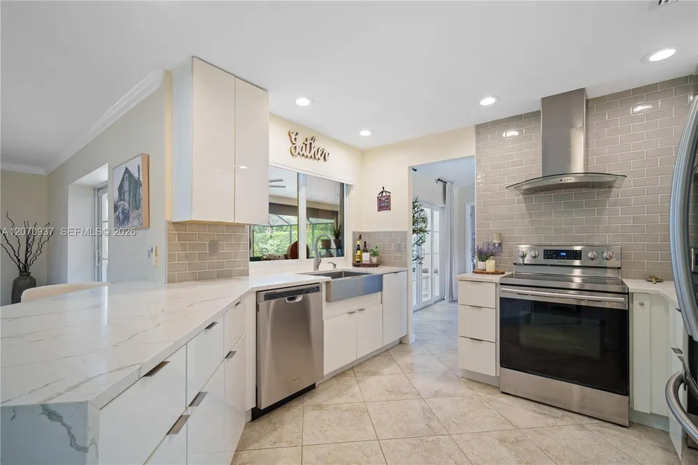 2236 Queens Blvd Naples, FL 34112
