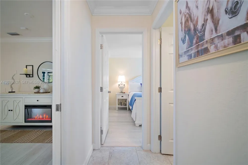 2236 Queens Blvd Naples, FL 34112