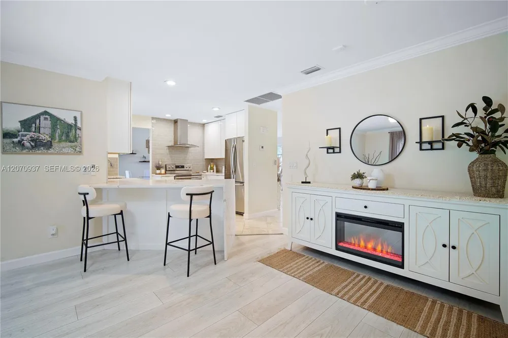 2236 Queens Blvd Naples, FL 34112