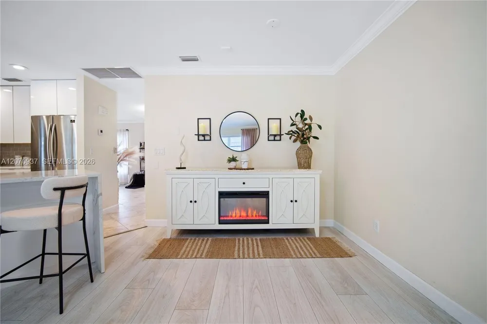 2236 Queens Blvd Naples, FL 34112