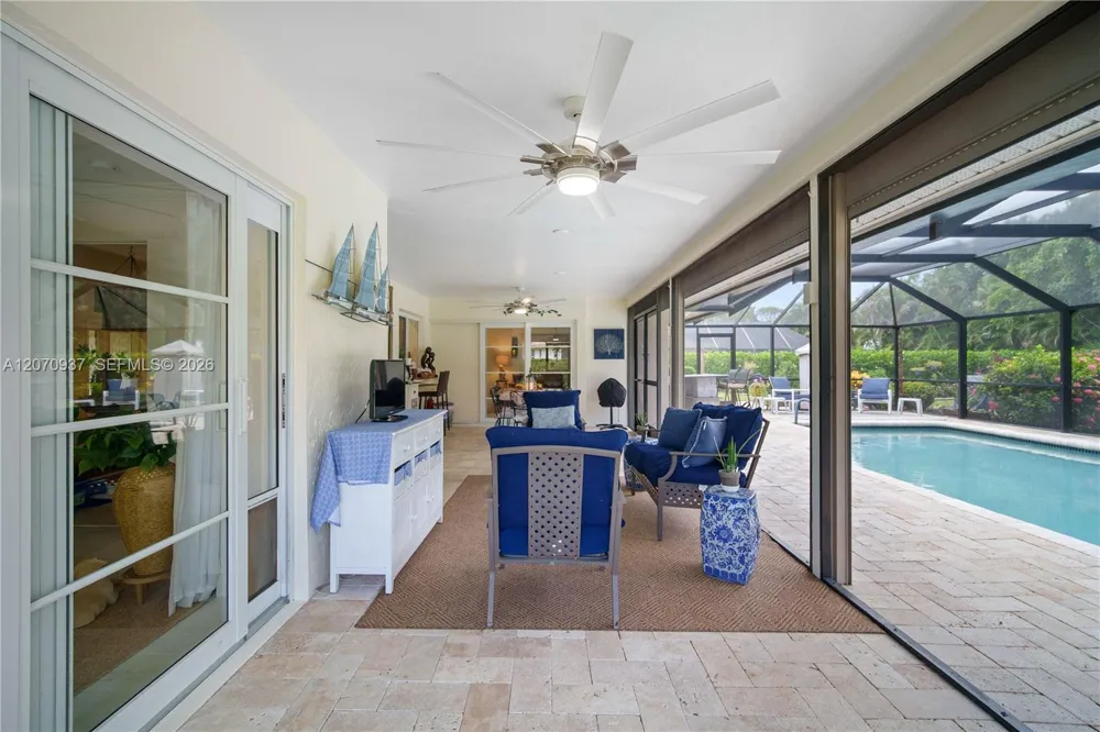 2236 Queens Blvd Naples, FL 34112
