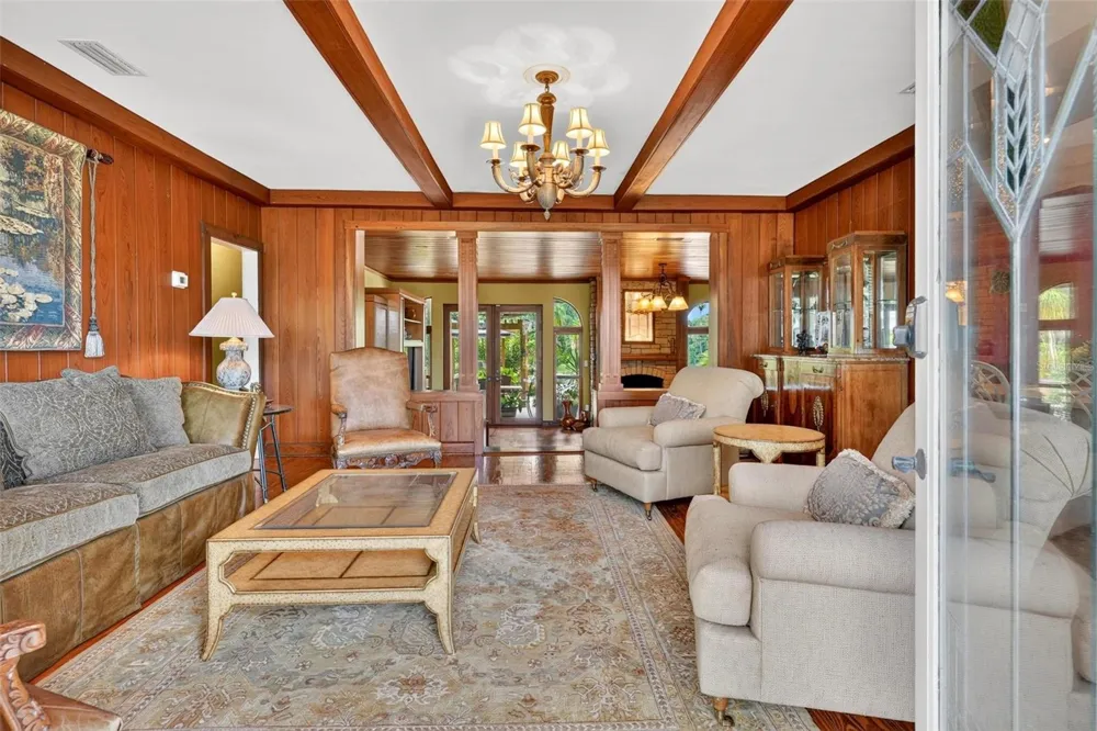 20368 THE GRANADA Dunnellon, FL 34432
