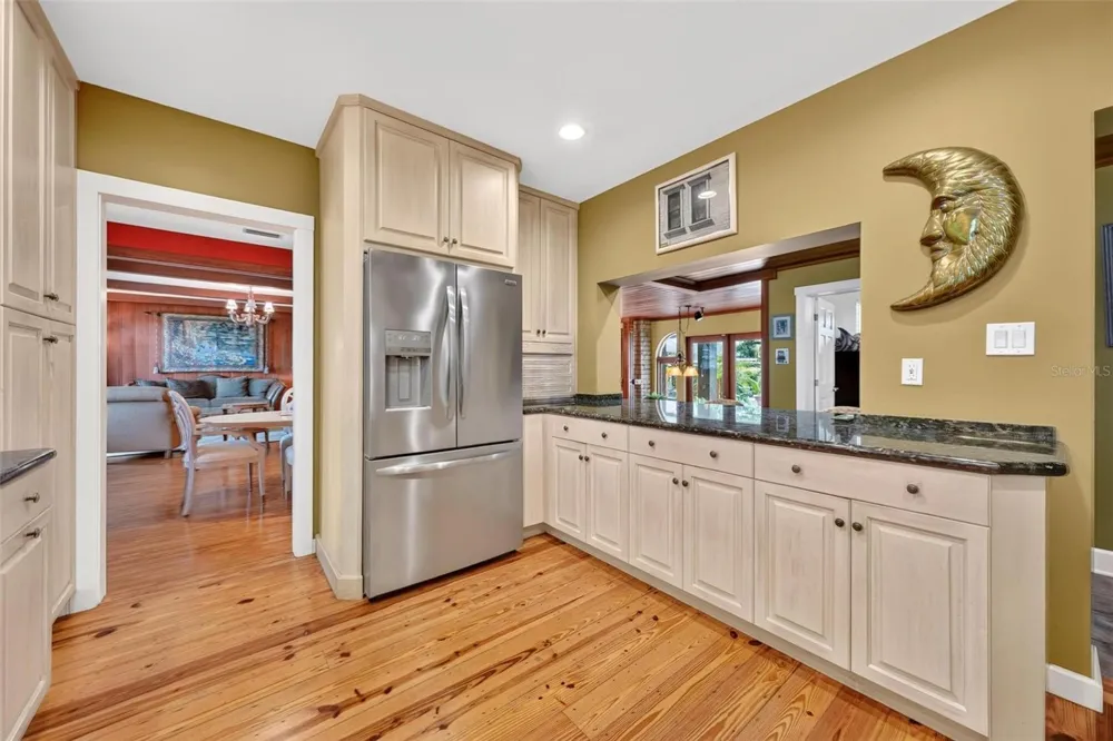 20368 THE GRANADA Dunnellon, FL 34432