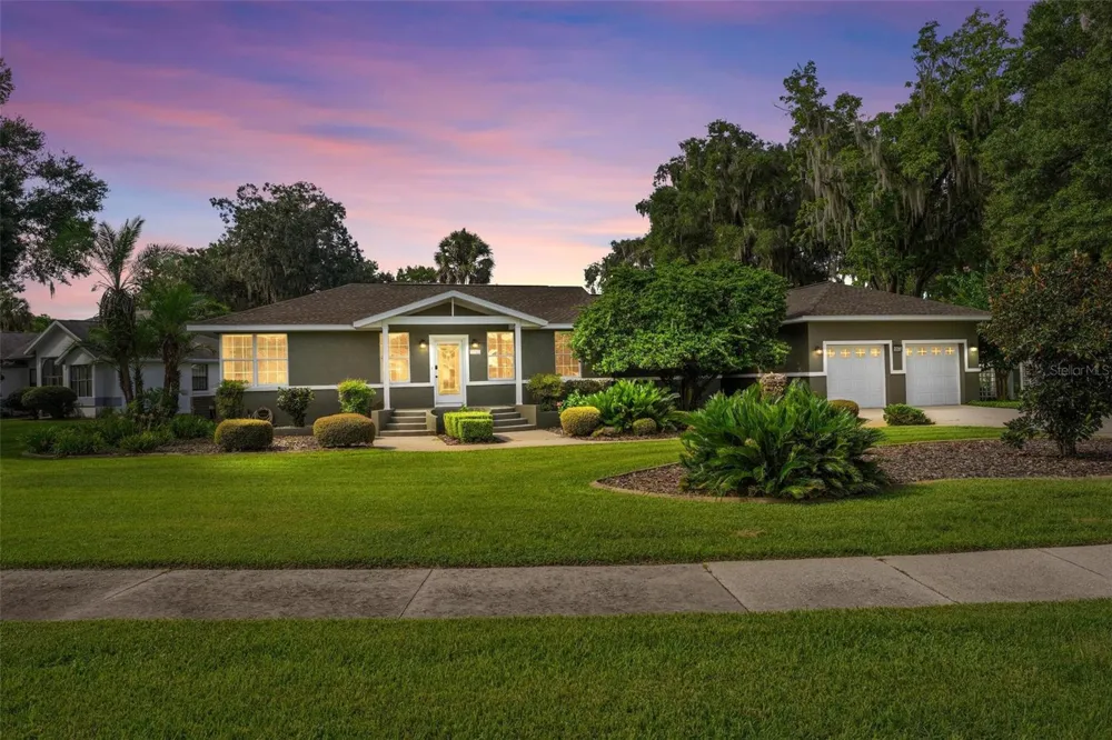 20368 THE GRANADA Dunnellon, FL 34432