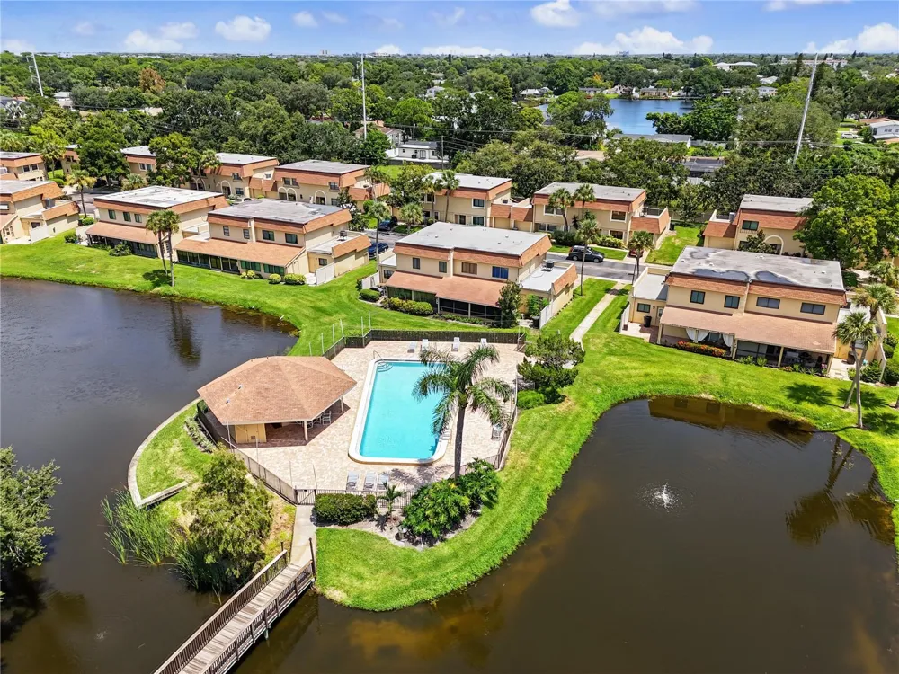 8414 17TH STREET St Petersburg, FL 33702