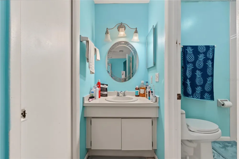 8414 17TH STREET St Petersburg, FL 33702