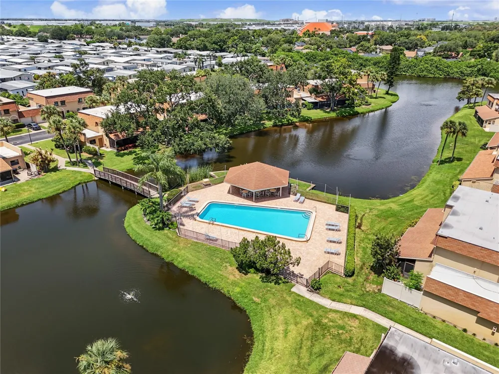 8414 17TH STREET St Petersburg, FL 33702