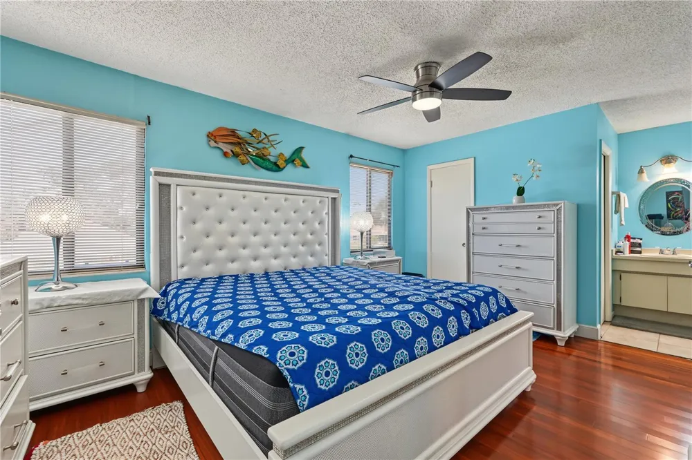 8414 17TH STREET St Petersburg, FL 33702