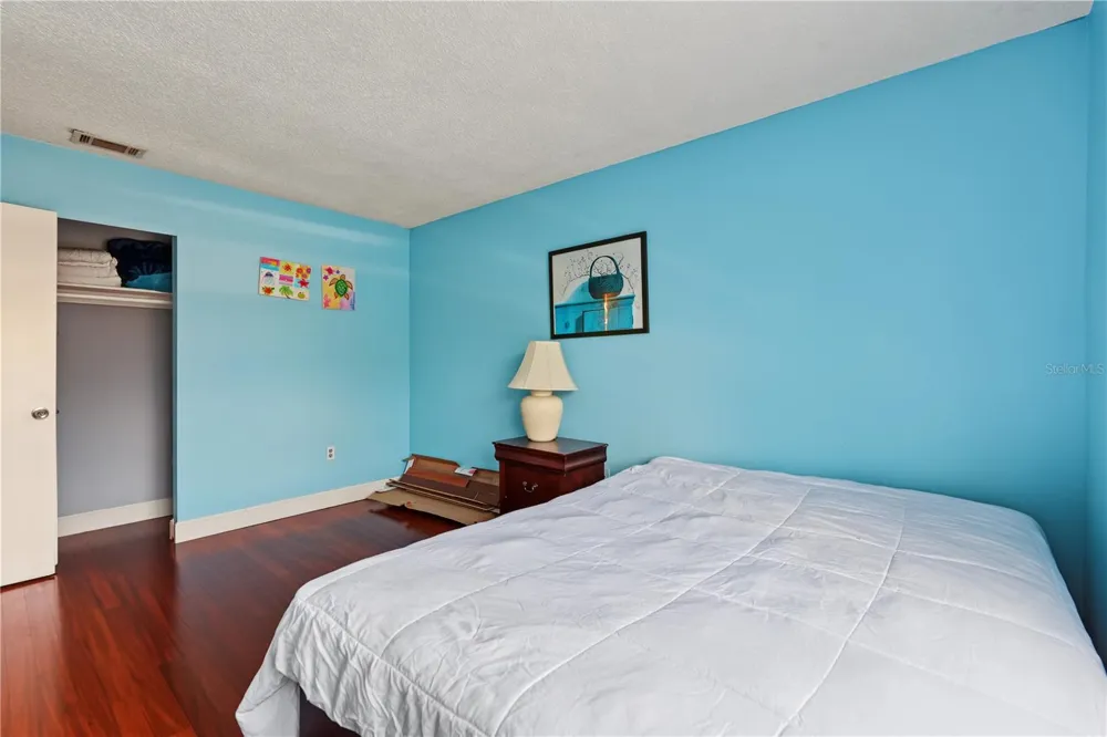 8414 17TH STREET St Petersburg, FL 33702
