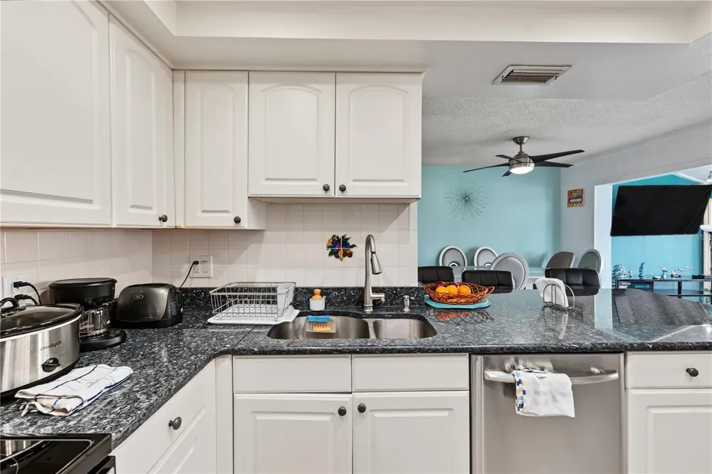 8414 17TH STREET St Petersburg, FL 33702