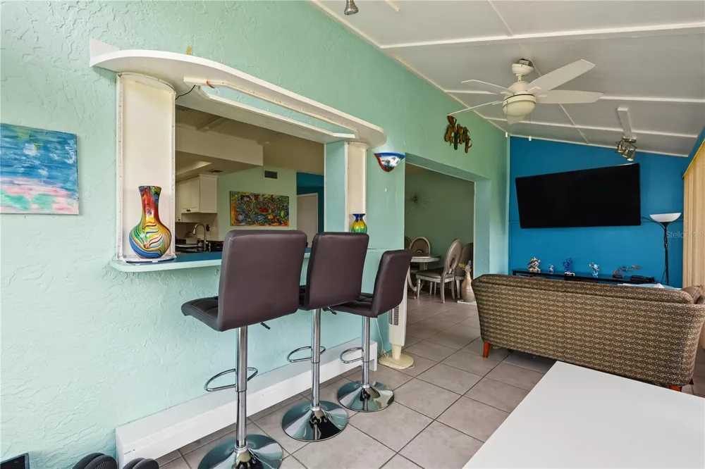 8414 17TH STREET St Petersburg, FL 33702