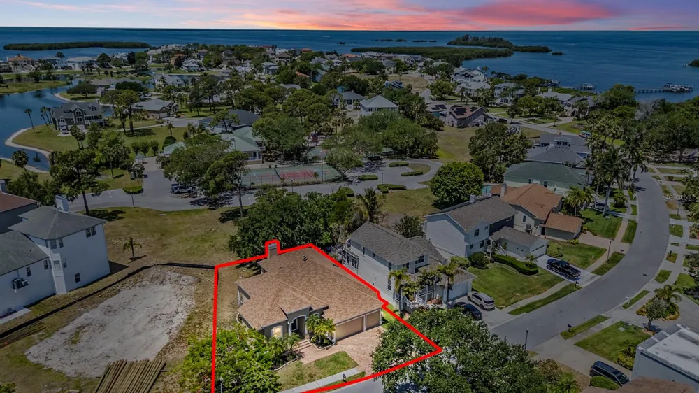 2008 POINTE ALEXIS DRIVE Tarpon Springs, FL 34689