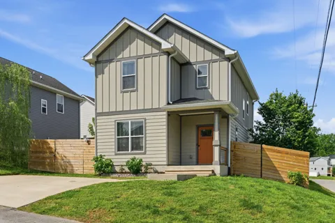 2140 15th Ave