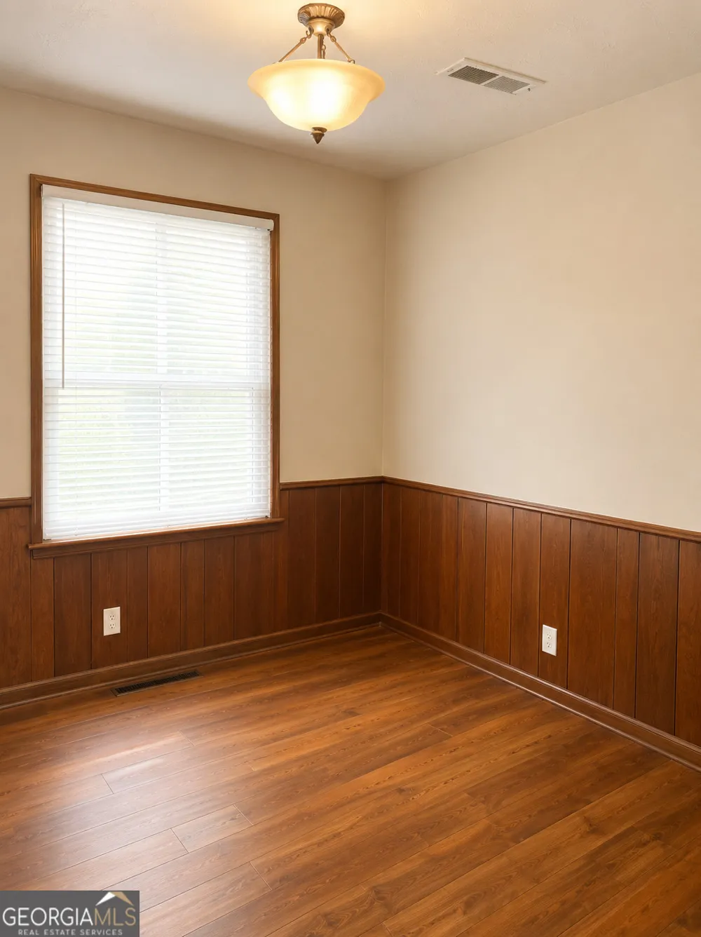 1858 Clinton RD Macon, GA 31211