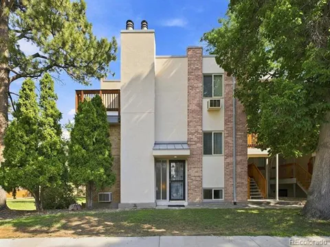 6455 E Bates Avenue #4-105