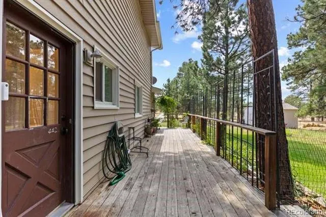 5025 Mahogany Way Elizabeth, CO 80107