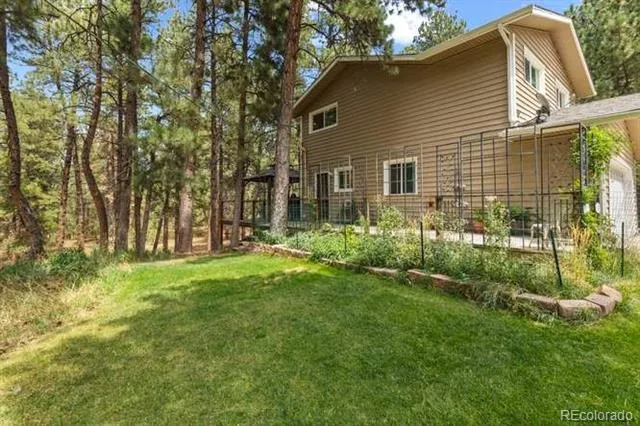 5025 Mahogany Way Elizabeth, CO 80107