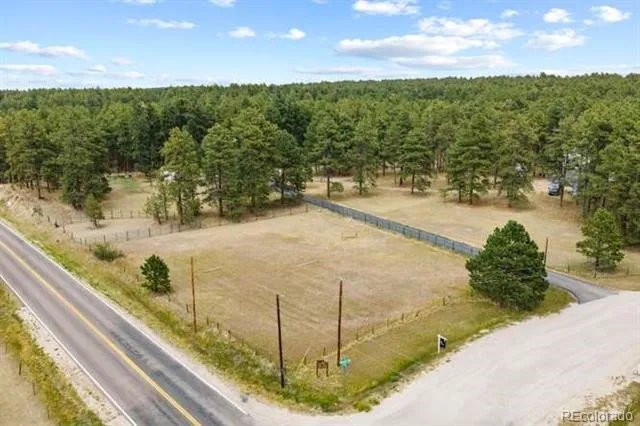 5025 Mahogany Way Elizabeth, CO 80107