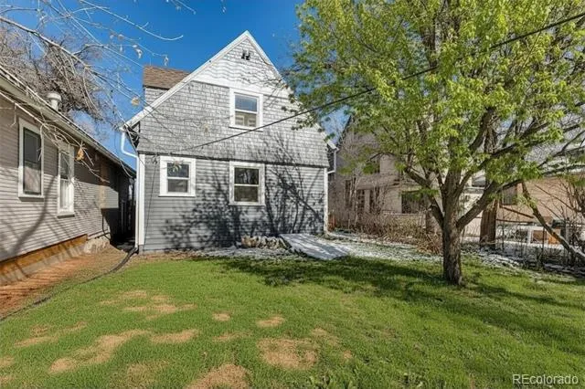 415 E Bijou Street Colorado Springs, CO 80903