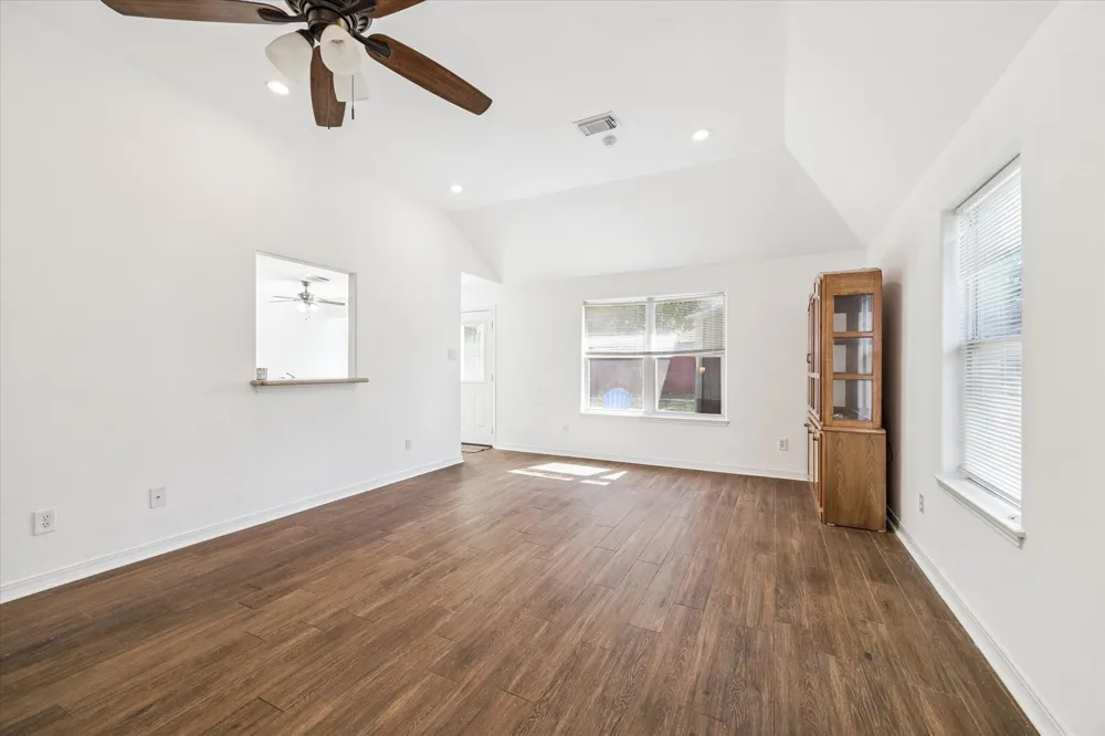 4010 Cary Creek Drive Baytown, TX 77521