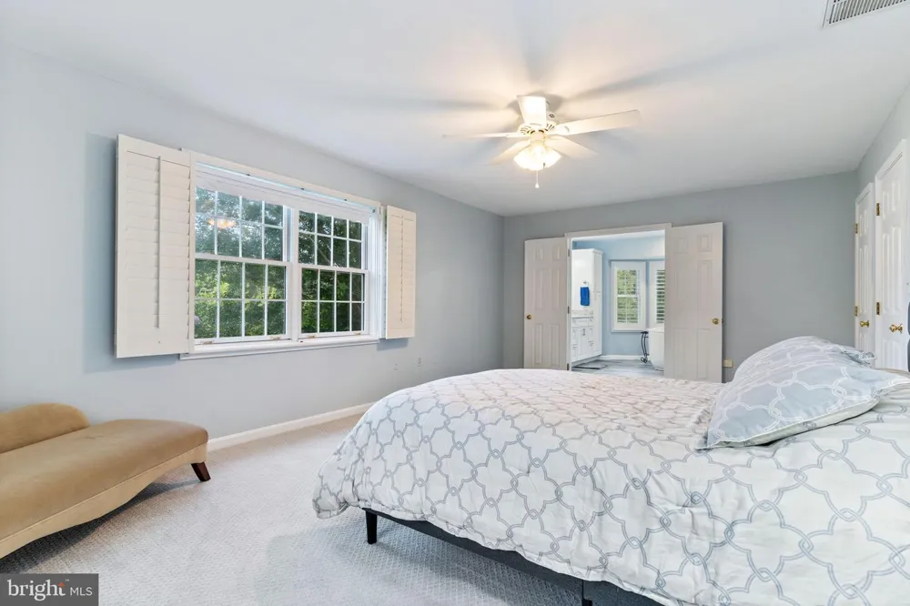 7975 BILLINGSLEY ROAD White Plains, MD 20695