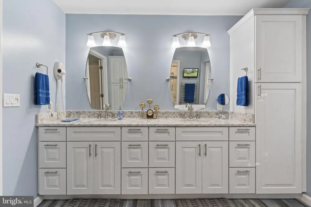 7975 BILLINGSLEY ROAD White Plains, MD 20695