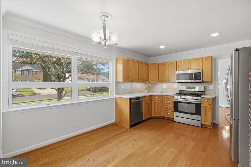 7414 INZER STREET Springfield, VA 22151