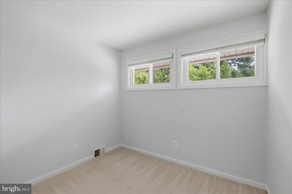 7414 INZER STREET Springfield, VA 22151