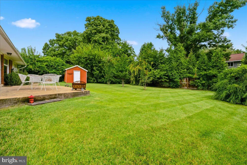 7414 INZER STREET Springfield, VA 22151