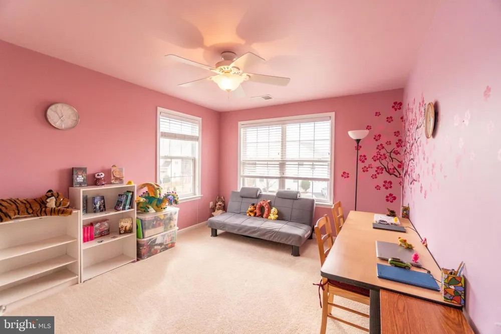 21934 BLACKHEATH WAY Ashburn, VA 20148