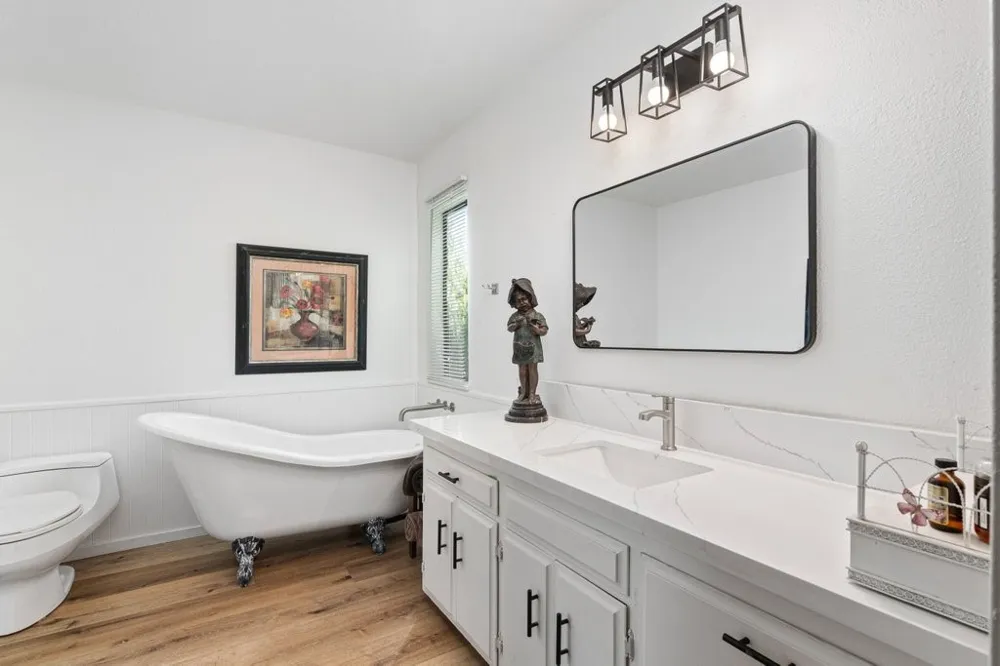 22744 Rolling Meadows Perris, CA 92570