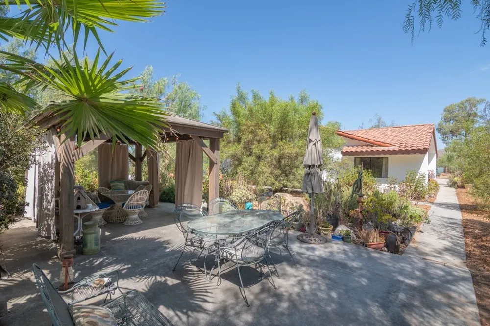 22744 Rolling Meadows Perris, CA 92570