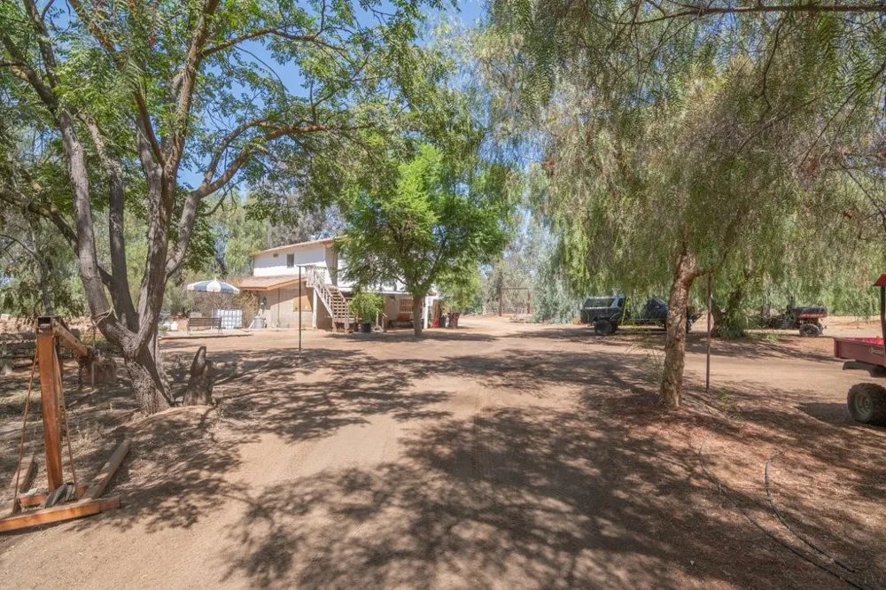 22744 Rolling Meadows Perris, CA 92570