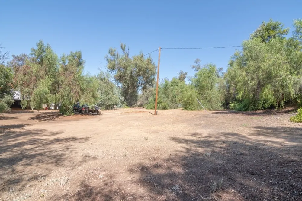 22744 Rolling Meadows Perris, CA 92570